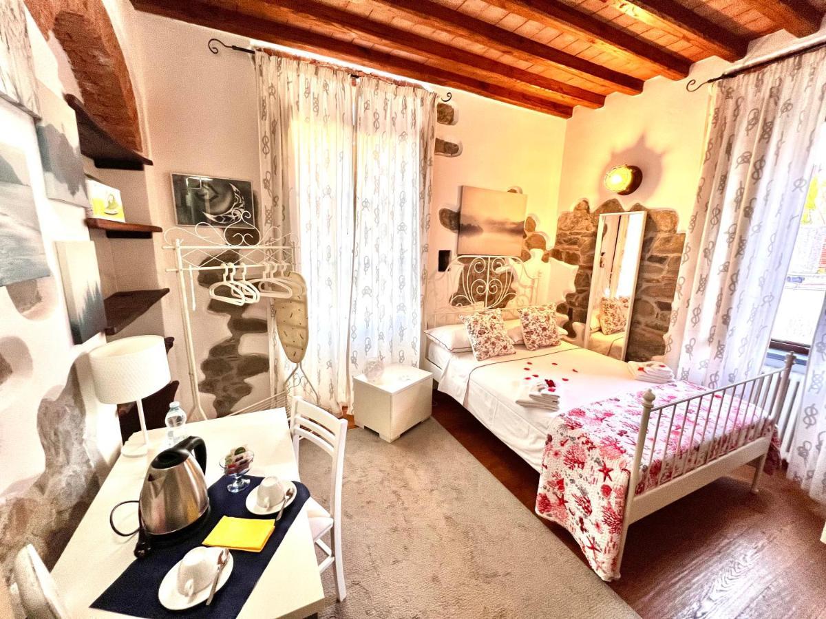Jasmine Cottage Luni Екстериор снимка
