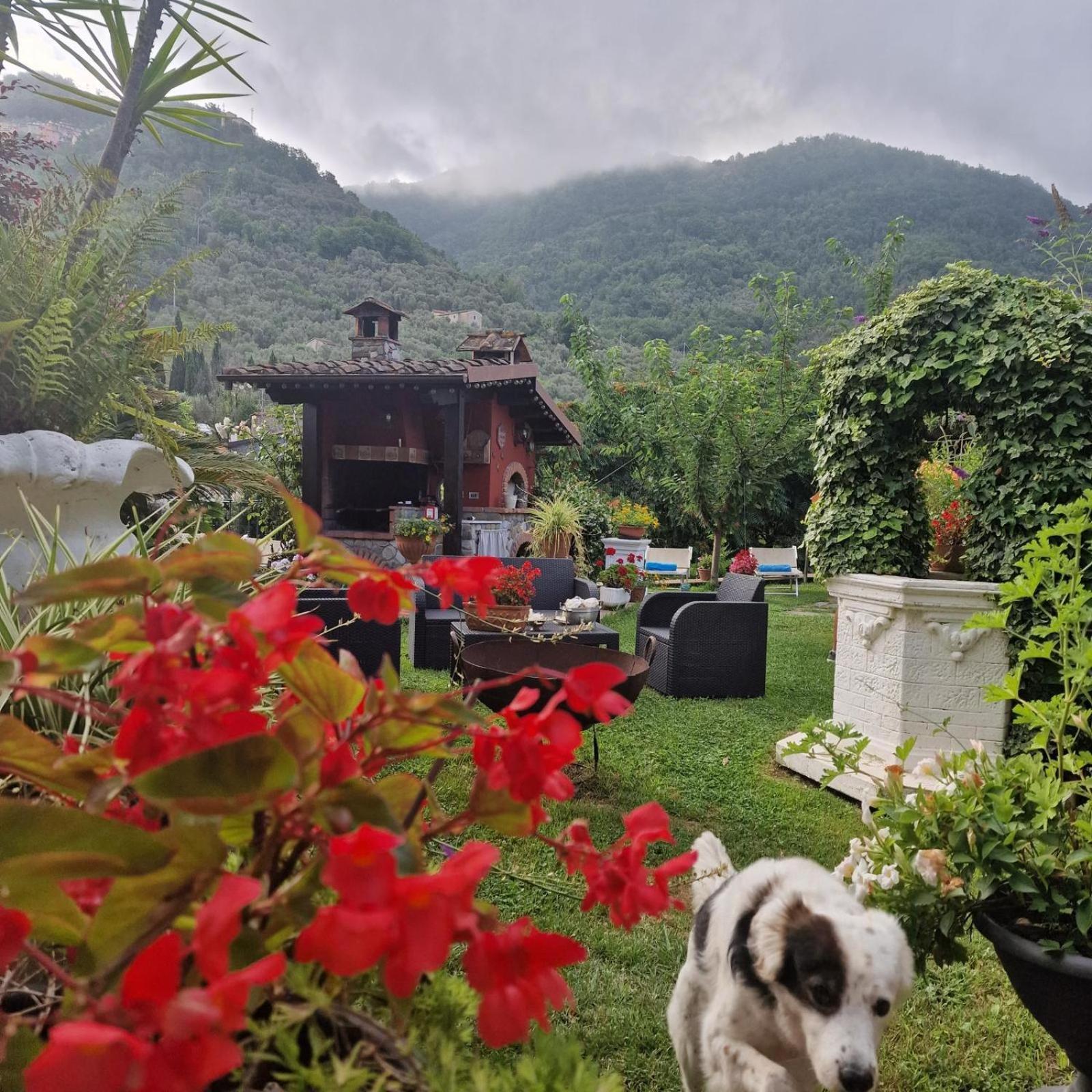Jasmine Cottage Luni Екстериор снимка