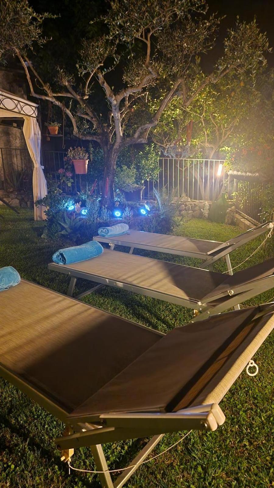 Jasmine Cottage Luni Екстериор снимка